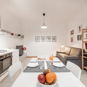 Appartamento Bnbutler - Navigli - L'altra Darsena 