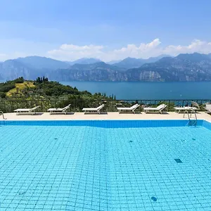  Apartment Garden View Italien